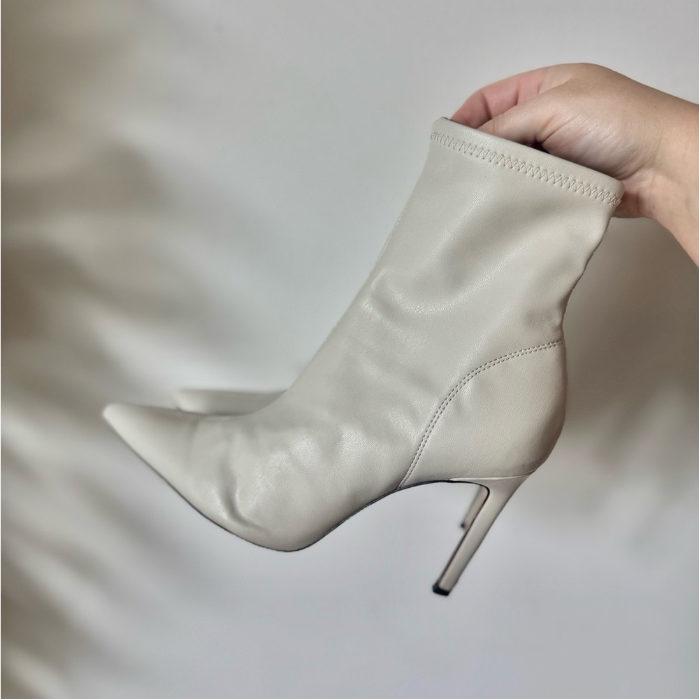 Zara Pointed Toe Beige High Heels Size 38